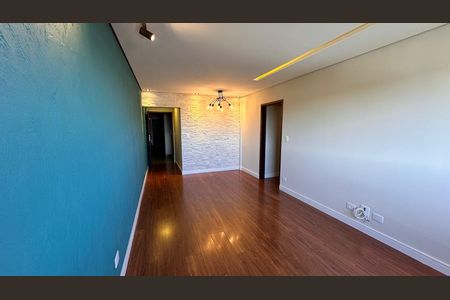 Apartamento para alugar com 101m², 2 quartos e sem vaga
