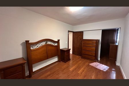 Apartamento para alugar com 101m², 2 quartos e sem vaga