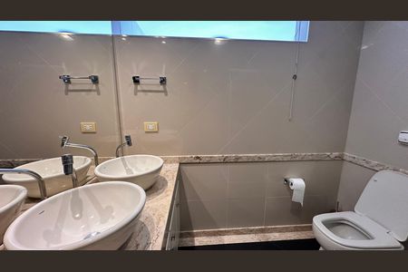Apartamento para alugar com 101m², 2 quartos e sem vaga