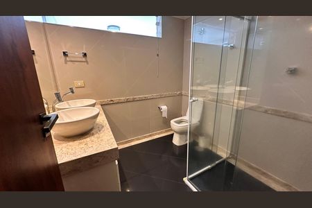 Apartamento para alugar com 101m², 2 quartos e sem vaga