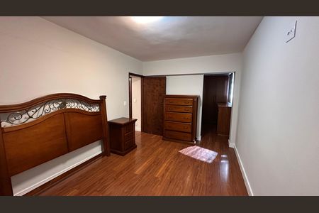 Apartamento para alugar com 101m², 2 quartos e sem vaga
