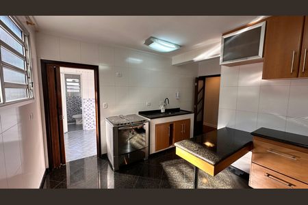 Apartamento para alugar com 101m², 2 quartos e sem vaga