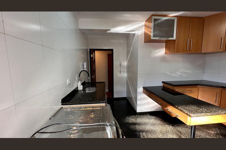 Apartamento para alugar com 101m², 2 quartos e sem vaga