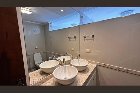 Apartamento para alugar com 101m², 2 quartos e sem vaga