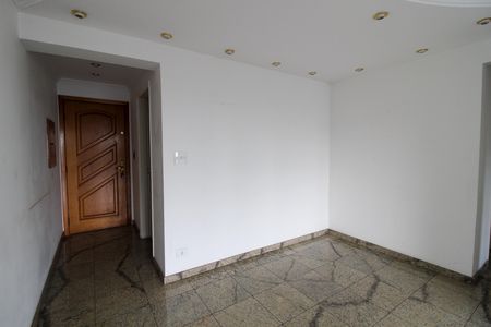 Sala de apartamento para alugar com 3 quartos, 75m² em Vila Albano, São Paulo