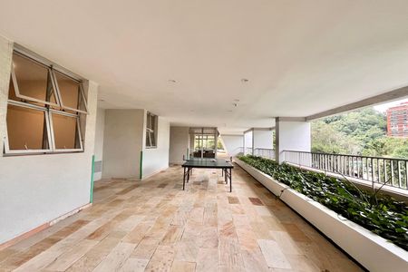 Apartamento à venda com 74m², 1 quarto e 1 vaga Apartamento à venda com 74m², 1 quarto e 1 vagaÁrea comum