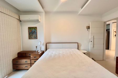 Quarto  de apartamento à venda com 1 quarto, 74m² em Lagoa, Rio de Janeiro
