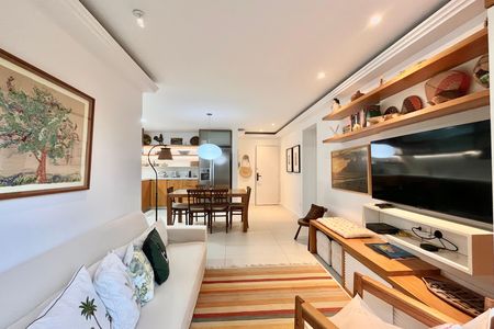 Sala  de apartamento à venda com 1 quarto, 74m² em Lagoa, Rio de Janeiro