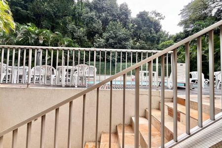 Apartamento à venda com 74m², 1 quarto e 1 vaga Apartamento à venda com 74m², 1 quarto e 1 vagaÁrea comum - Piscina