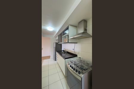 Apartamento à venda com 72m², 2 quartos e 2 vagas Apartamento à venda com 72m², 2 quartos e 2 vagasCozinha e Área de Serviço