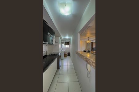 Apartamento à venda com 72m², 2 quartos e 2 vagas Apartamento à venda com 72m², 2 quartos e 2 vagasCozinha e Área de Serviço