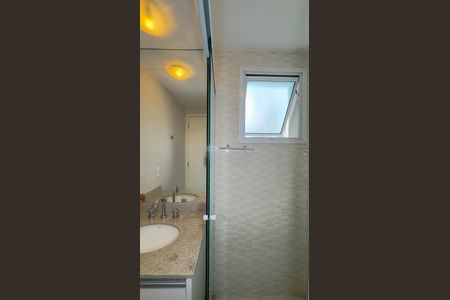 Apartamento à venda com 72m², 2 quartos e 2 vagas Apartamento à venda com 72m², 2 quartos e 2 vagasBanheiro