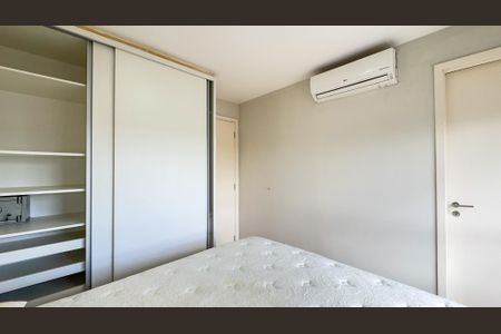 Apartamento à venda com 72m², 2 quartos e 2 vagas Apartamento à venda com 72m², 2 quartos e 2 vagasQuarto Suíte