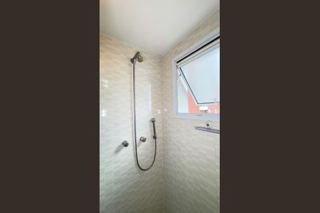 Apartamento à venda com 72m², 2 quartos e 2 vagas Apartamento à venda com 72m², 2 quartos e 2 vagasBanheiro da Suíte
