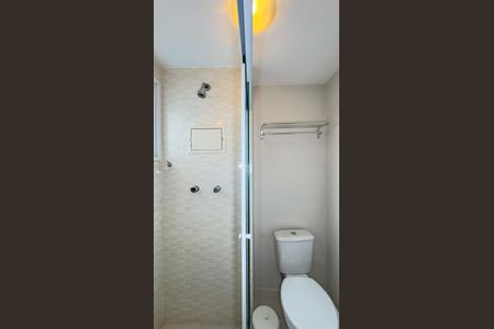 Apartamento à venda com 72m², 2 quartos e 2 vagas Apartamento à venda com 72m², 2 quartos e 2 vagasBanheiro