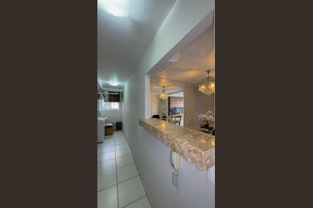 Apartamento à venda com 72m², 2 quartos e 2 vagas Apartamento à venda com 72m², 2 quartos e 2 vagasCozinha e Área de Serviço