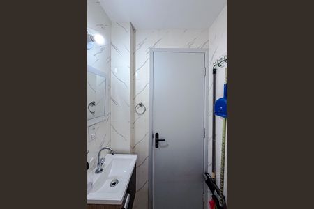 Apartamento à venda com 62m², 3 quartos e 1 vaga Apartamento à venda com 62m², 3 quartos e 1 vagaBanheiro de serviço