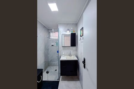 Banheiro de apartamento à venda com 3 quartos, 62m² em Cambuci, São Paulo