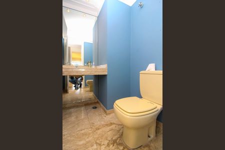 Apartamento à venda com 336m², 4 quartos e 5 vagas Apartamento à venda com 336m², 4 quartos e 5 vagasLavabo