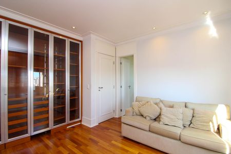 Apartamento à venda com 336m², 4 quartos e 5 vagas Apartamento à venda com 336m², 4 quartos e 5 vagasSuíte 4