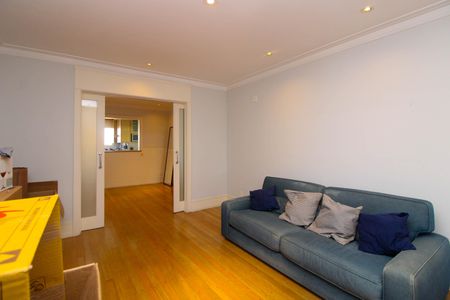 Apartamento à venda com 336m², 4 quartos e 5 vagas Apartamento à venda com 336m², 4 quartos e 5 vagasSala dos quartos