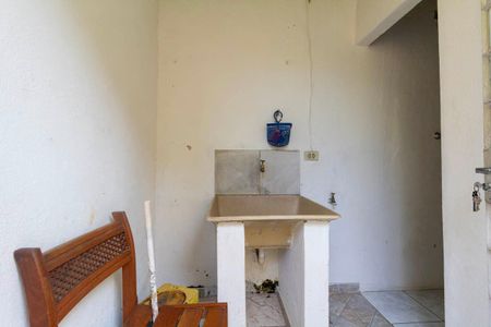Casa à venda com 75m², 1 quarto e 2 vagas Casa à venda com 75m², 1 quarto e 2 vagasÁrea de Serviço