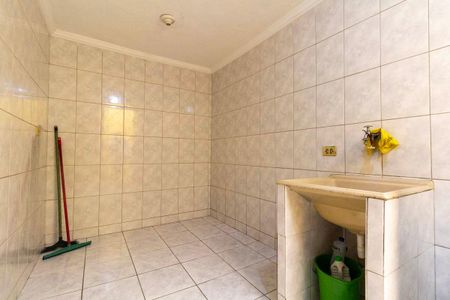 Casa à venda com 75m², 1 quarto e 2 vagas Casa à venda com 75m², 1 quarto e 2 vagasÁrea de Serviço