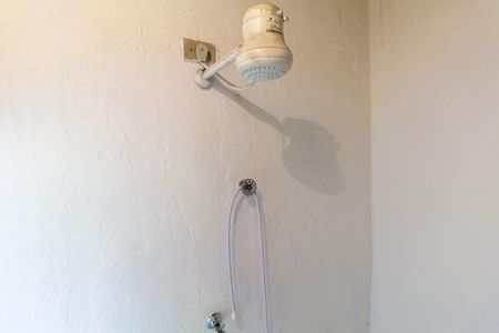 Casa à venda com 75m², 1 quarto e 2 vagas Casa à venda com 75m², 1 quarto e 2 vagasBanheiro 2