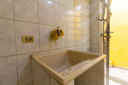 Casa à venda com 75m², 1 quarto e 2 vagas Casa à venda com 75m², 1 quarto e 2 vagasÁrea de Serviço