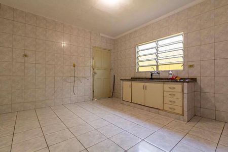 Casa à venda com 75m², 1 quarto e 2 vagas Casa à venda com 75m², 1 quarto e 2 vagasCozinha