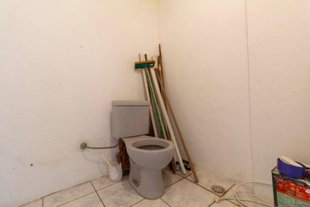 Casa à venda com 75m², 1 quarto e 2 vagas Casa à venda com 75m², 1 quarto e 2 vagasBanheiro 2