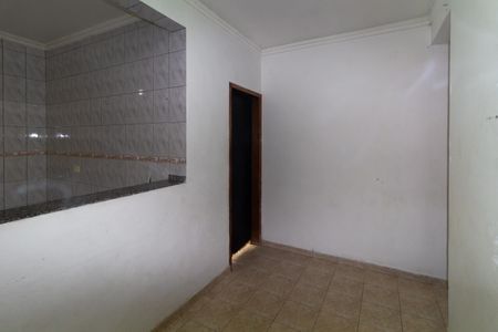 Sala de casa para alugar com 2 quartos, 68m² em Satélite Santa Barbara, São Paulo