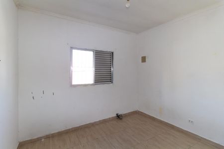 Quarto 2 de casa para alugar com 2 quartos, 68m² em Satélite Santa Barbara, São Paulo