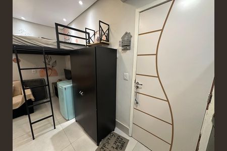 Cozinha de apartamento para alugar com 1 quarto, 15m² em Gonzaguinha, São Vicente