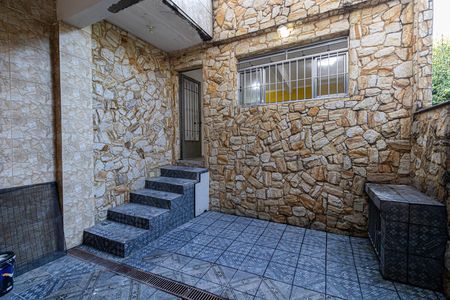Casa para alugar com 120m², 2 quartos e 1 vagaQuintal