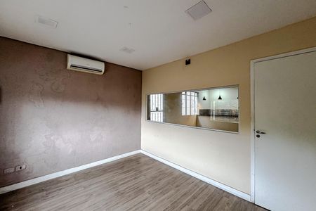 Quarto de casa para alugar com 1 quarto, 75m² em Brás, São Paulo