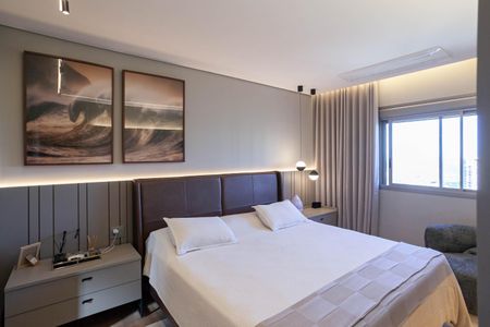 Apartamento à venda com 130m², 2 quartos e 3 vagas Apartamento à venda com 130m², 2 quartos e 3 vagasSuíte
