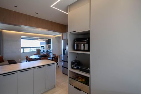 Apartamento à venda com 130m², 2 quartos e 3 vagas Apartamento à venda com 130m², 2 quartos e 3 vagasCozinha