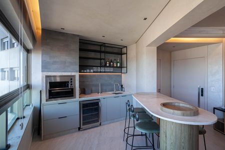 Apartamento à venda com 130m², 2 quartos e 3 vagas Apartamento à venda com 130m², 2 quartos e 3 vagasVaranda gourmet
