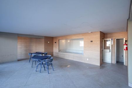 Apartamento à venda com 130m², 2 quartos e 3 vagas Apartamento à venda com 130m², 2 quartos e 3 vagasSauna
