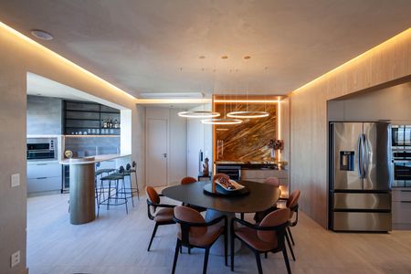 Apartamento à venda com 130m², 2 quartos e 3 vagas Apartamento à venda com 130m², 2 quartos e 3 vagasSala
