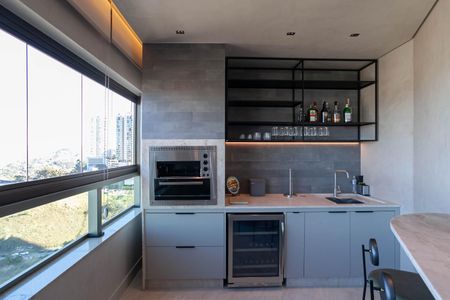 Apartamento à venda com 130m², 2 quartos e 3 vagas Apartamento à venda com 130m², 2 quartos e 3 vagasVaranda gourmet