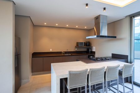 Apartamento à venda com 130m², 2 quartos e 3 vagas Apartamento à venda com 130m², 2 quartos e 3 vagasÁrea gourmet