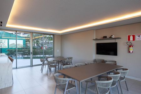 Apartamento à venda com 130m², 2 quartos e 3 vagas Apartamento à venda com 130m², 2 quartos e 3 vagasÁrea gourmet