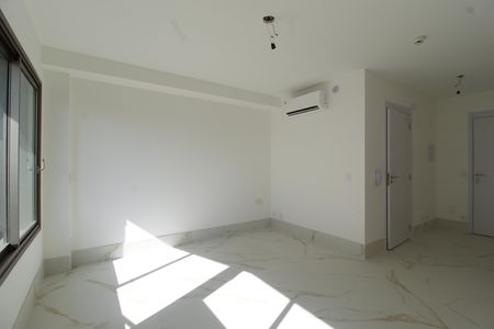 Kitnet/Studio à venda com 1 quarto, 30m² em Indianópolis, São Paulo