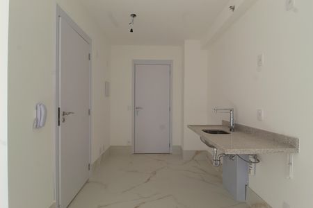Cozinha de kitnet/studio à venda com 1 quarto, 30m² em Indianópolis, São Paulo