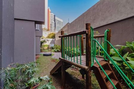 Apartamento à venda com 48m², 2 quartos e 1 vaga Apartamento à venda com 48m², 2 quartos e 1 vagaÁrea comum - Playground