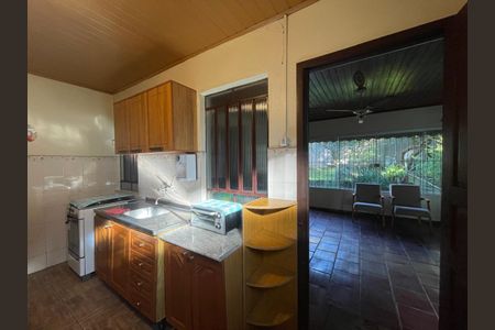 Casa para alugar com 360m², 3 quartos e 1 vaga