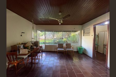 Casa para alugar com 360m², 3 quartos e 1 vaga