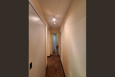 Apartamento à venda com 130m², 3 quartos e 1 vaga Apartamento à venda com 130m², 3 quartos e 1 vagaCorredor